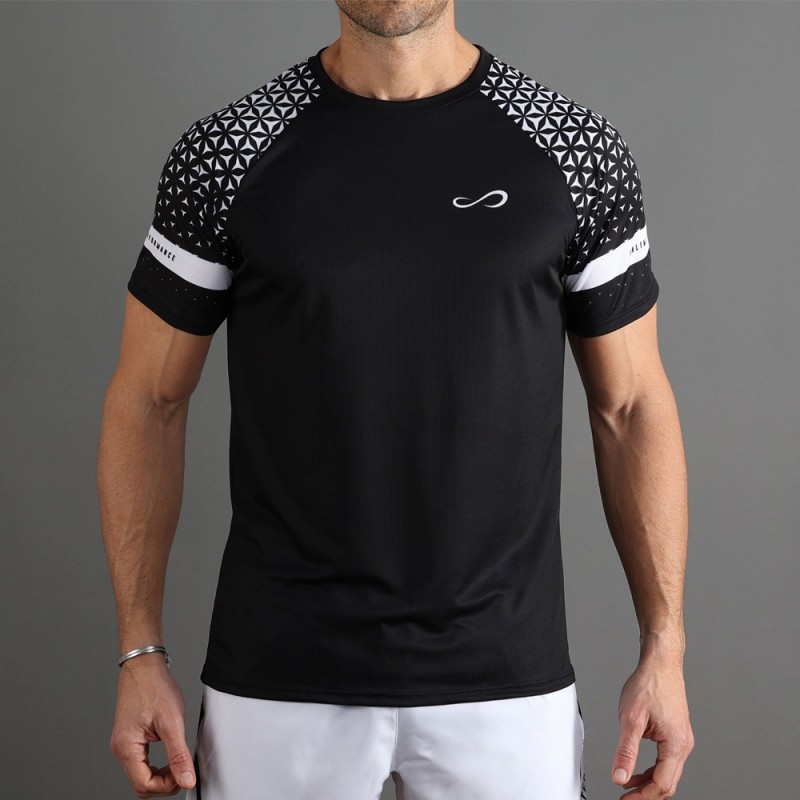 Endless Feisty Geo zwart witte t-shirt Endless Feisty Geo zwart witte t-shirt