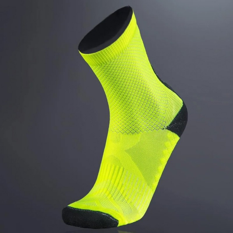 Endless S.O.X Medium gele sokken Endless S.O.X Medium gele sokken
