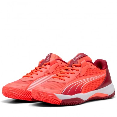 Puma Nova Court rode donkere karmozijnrode padelschoenen 2025